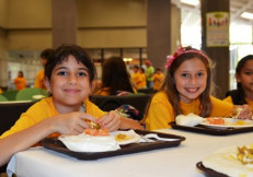 rsz summer kids eat lunch flickr usdagov